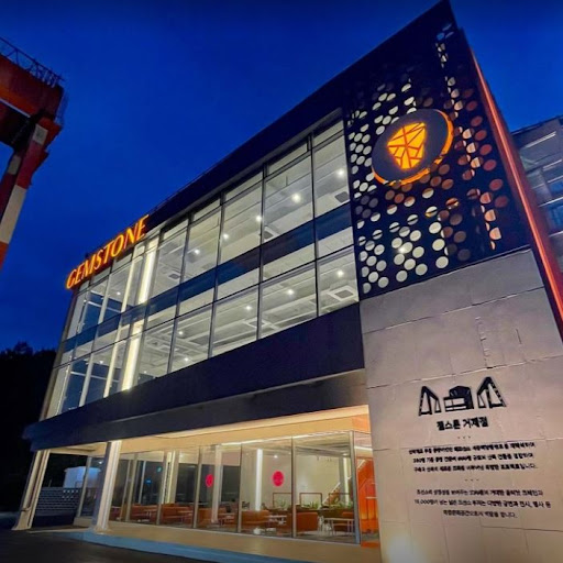 거제 카페 추천: 젬스톤 거제점에서의 완벽한 커피 타임